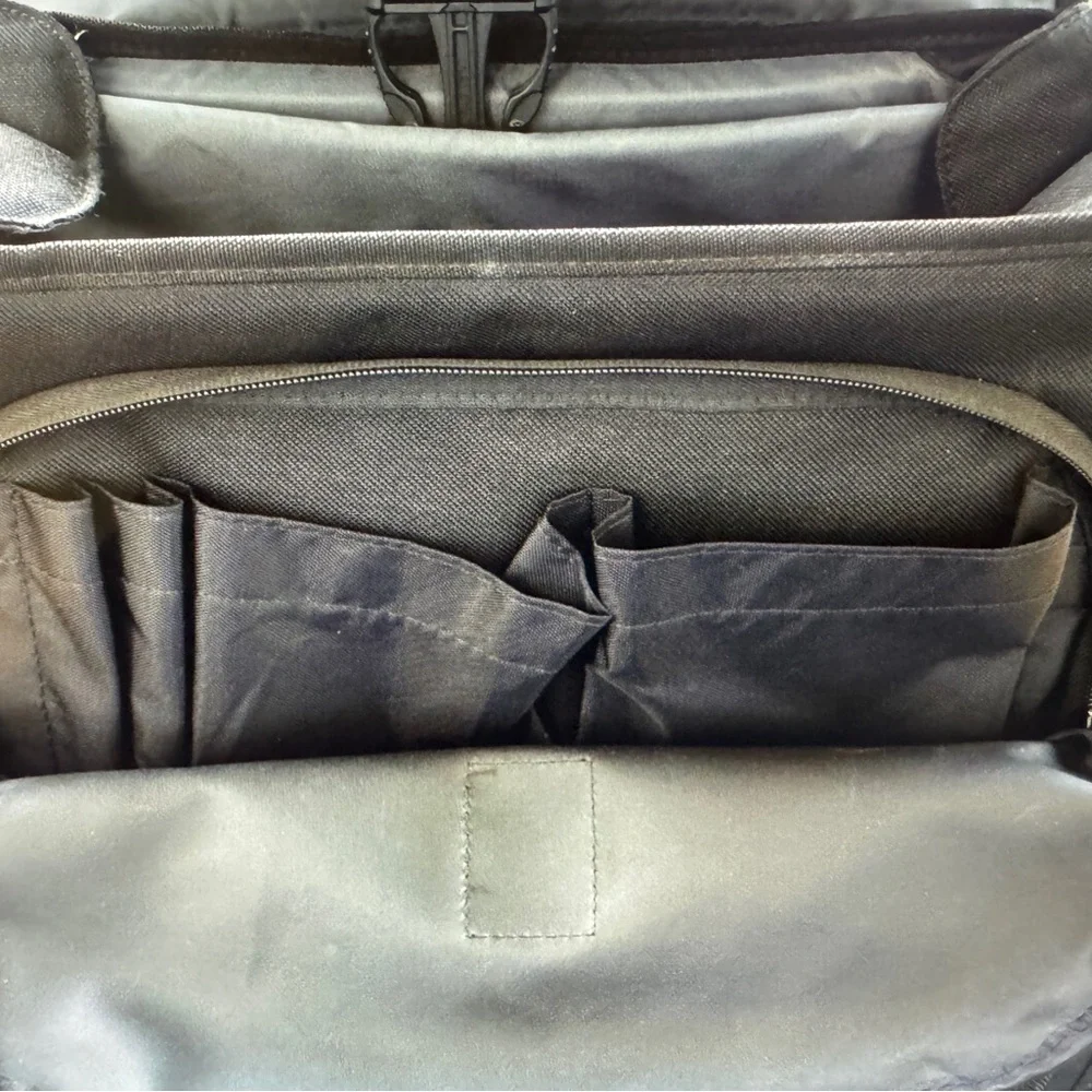 Tarmac Adventure Pro Camera Bag with Shoulder Strap, Black